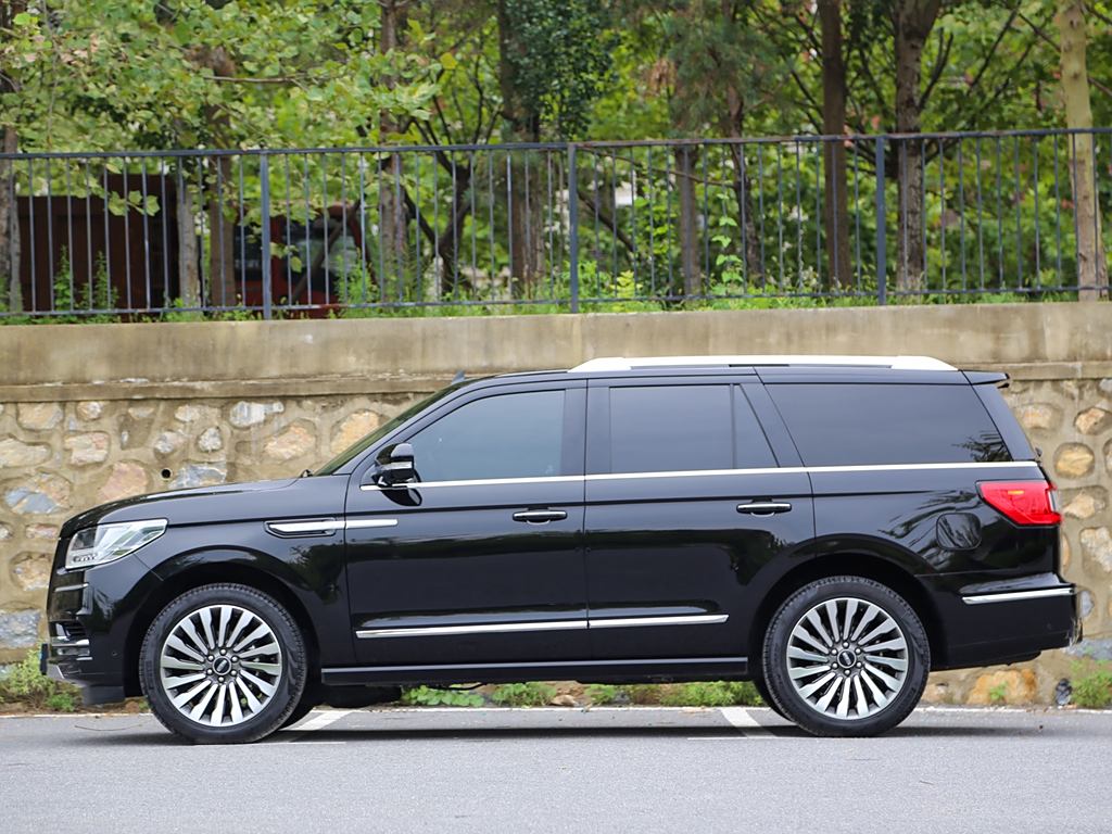 Lincoln Navigator 2020 3.5T