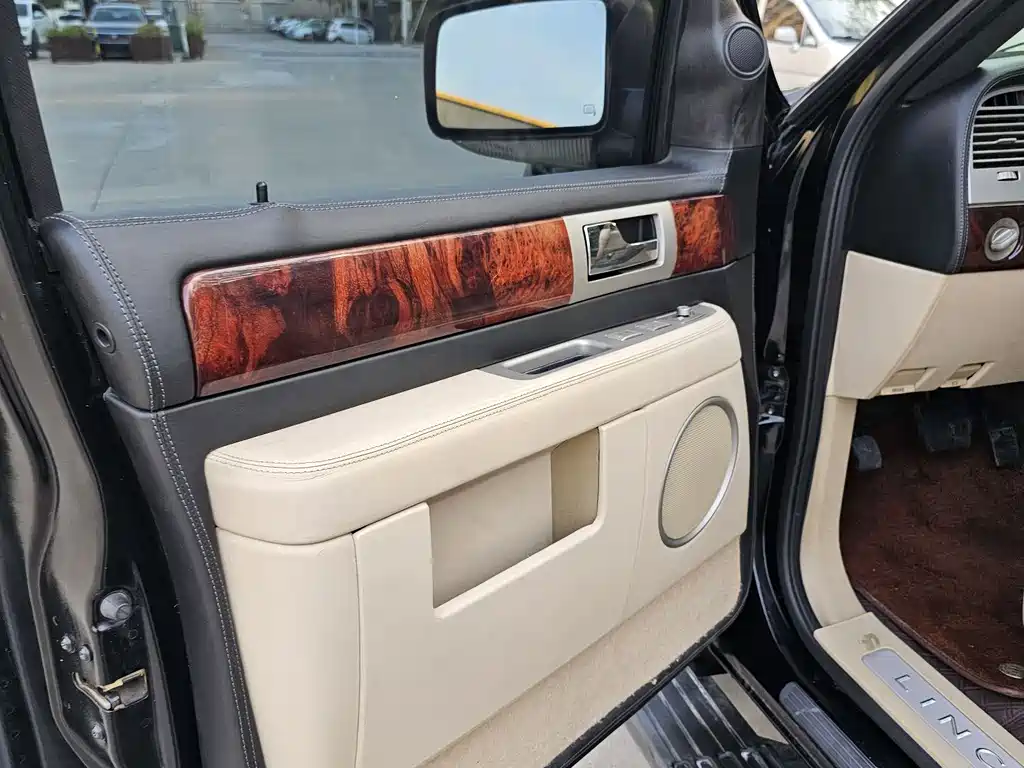 Lincoln Navigator 2005 5.4L