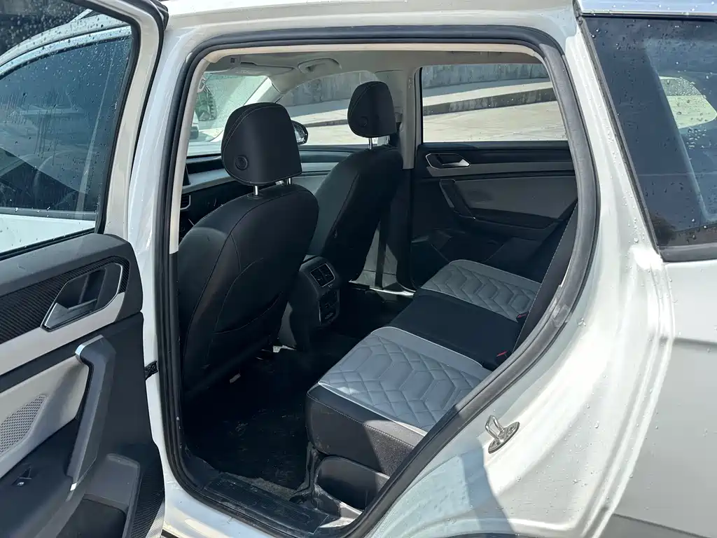 Tayron 2025 Zhongxiang Edition 300TSI