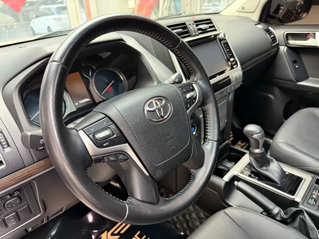 Toyota Prado 2018 3.5L Automatic TX-L NAVI Rear-Mounted Spare Tire