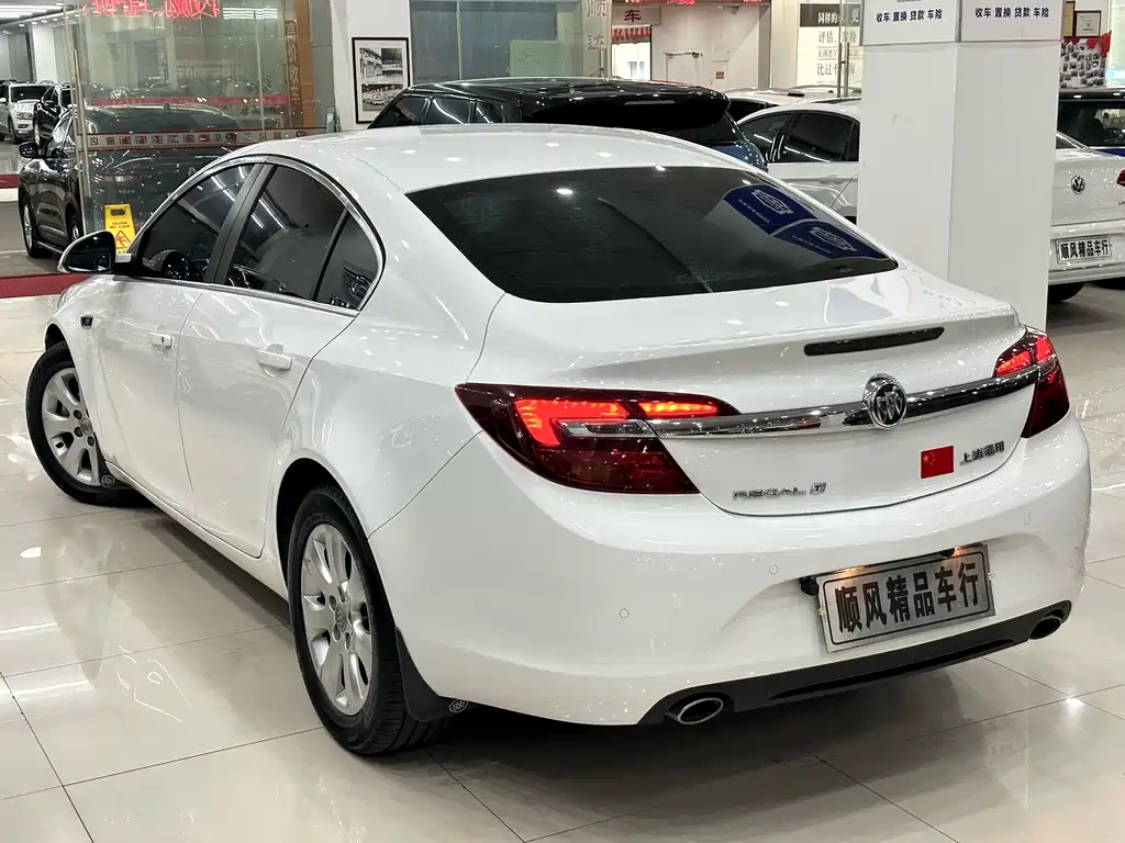 Buick Regal 2015 1.6T Leading Technology Edition