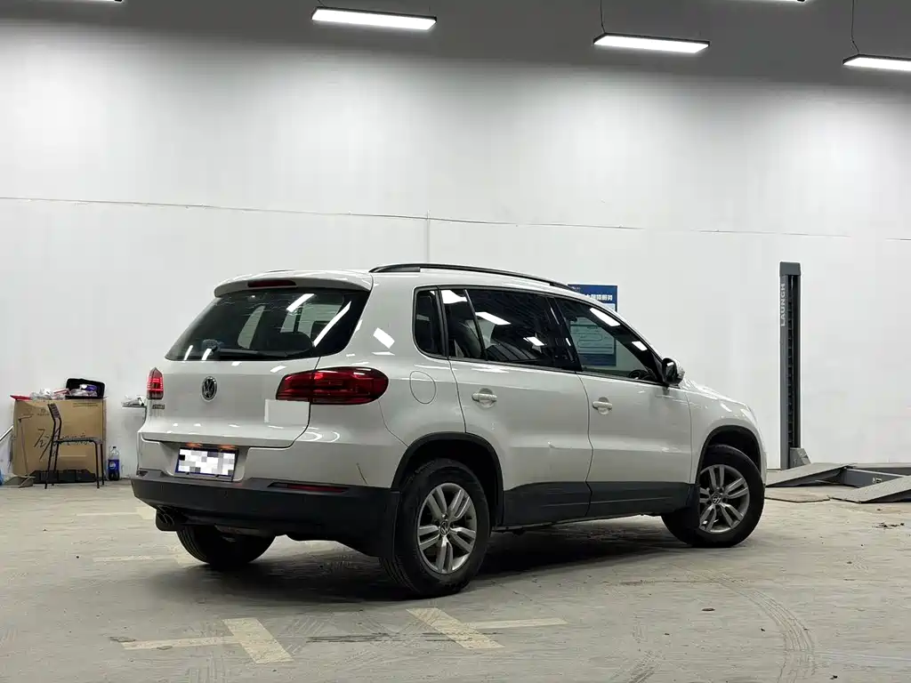 Volkswagen Tiguan 2016 300TSI Automatic FWD Fashion Edition