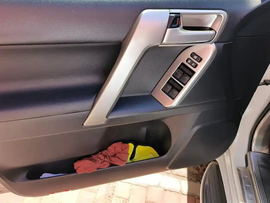 Prado 2018 3.5L Automatic SX