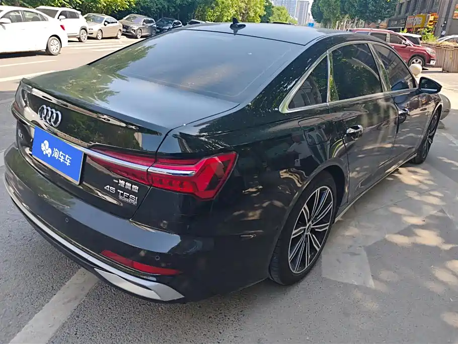 Audi A6L 2023 45 TFSI臻选动感型
