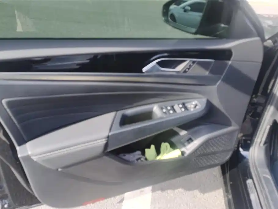 Passat 2024 330TSI Starlight Elite Edition