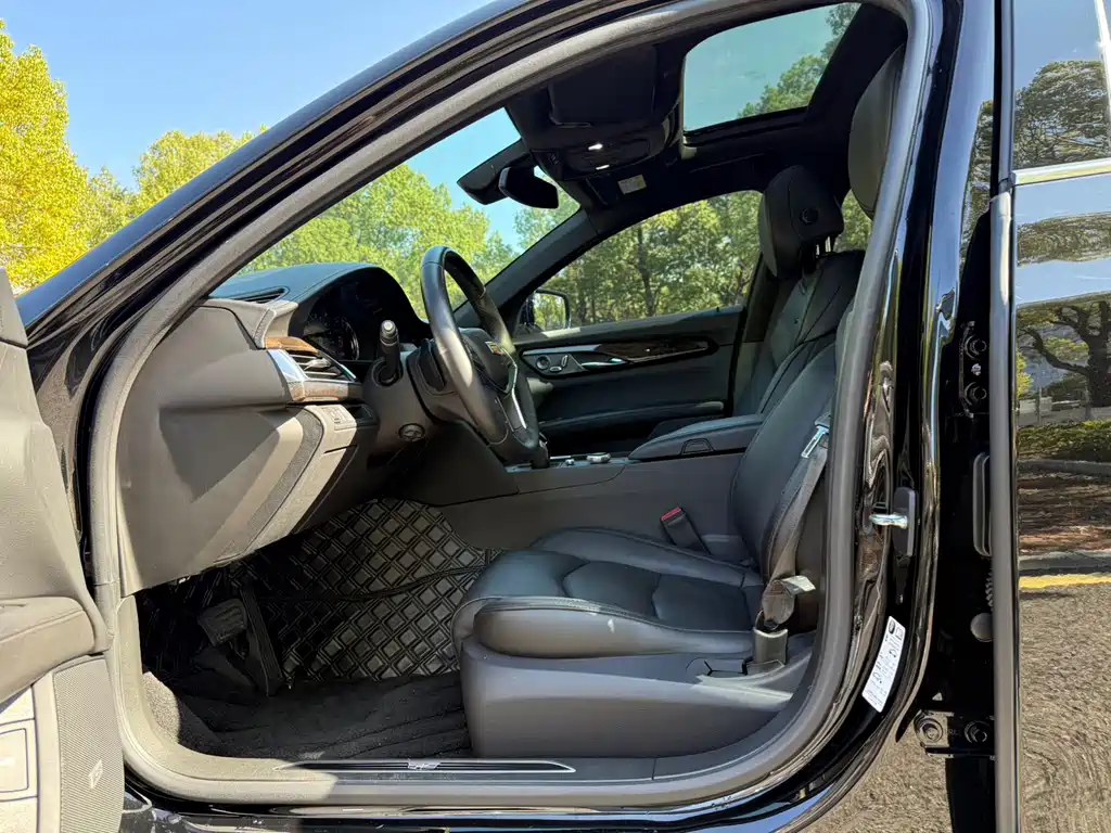 Cadillac CT6 2022 28T Luxury