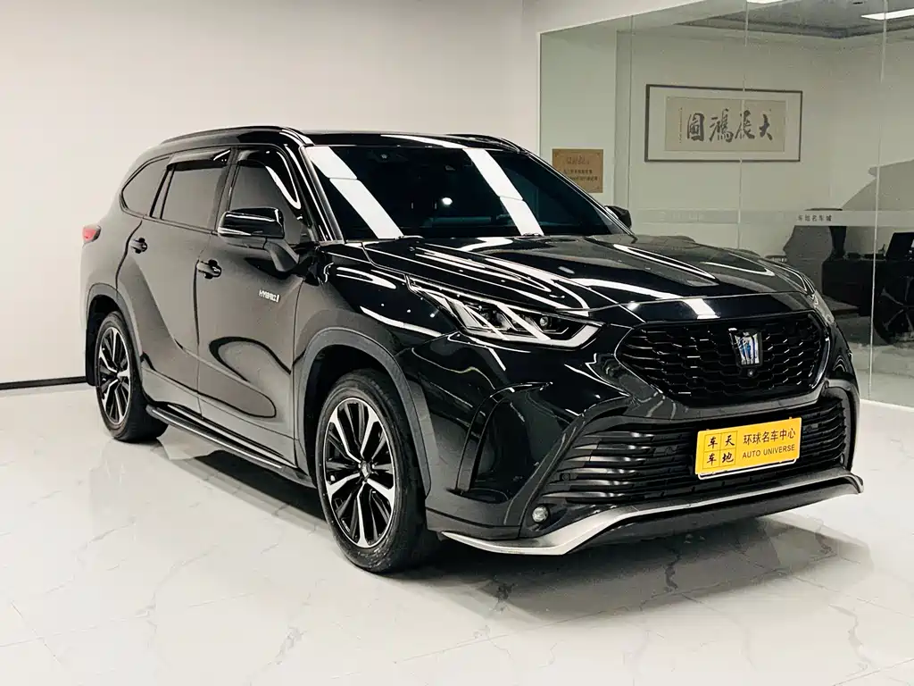 2021 Toyota Crown Kluger 2.5L HEV AWD Premium Edition