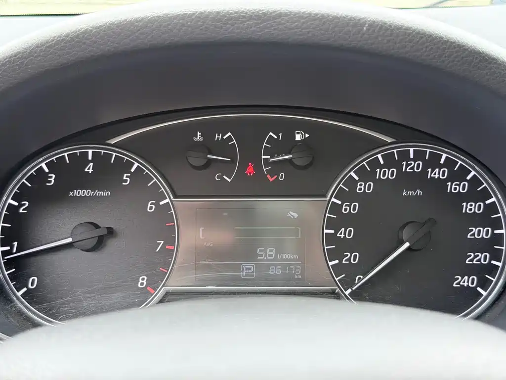 Nissan Tiida 2016 1.6L CVT Sport Edition
