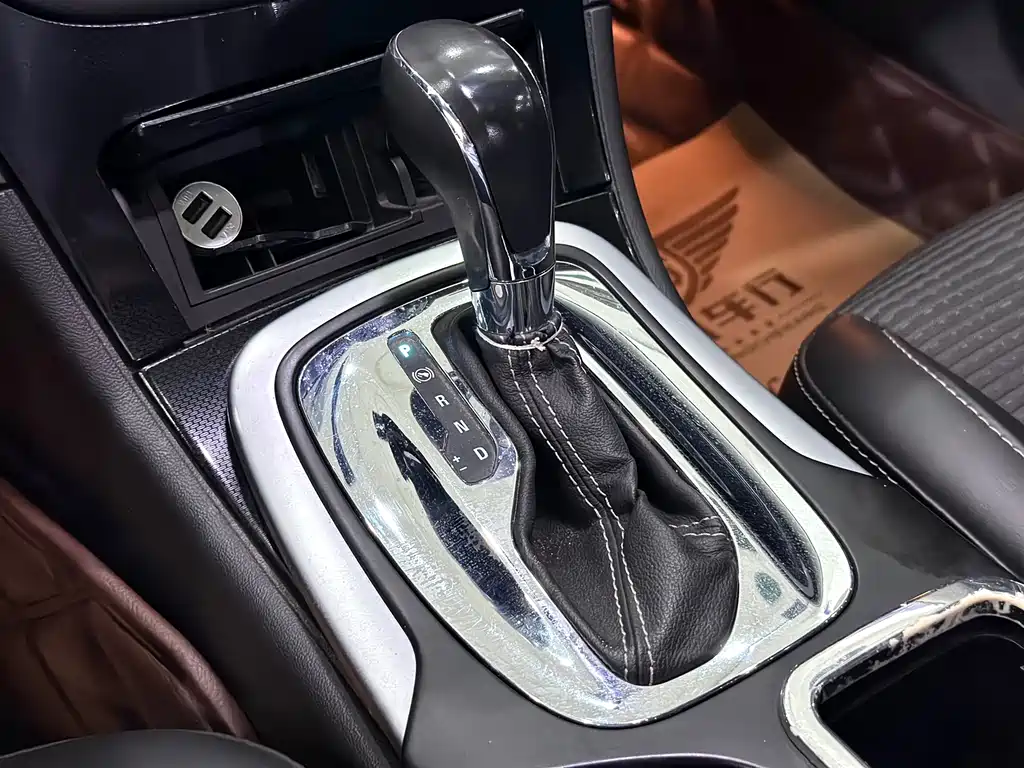 Buick Regal 2015 1.6T Leading Technology Edition