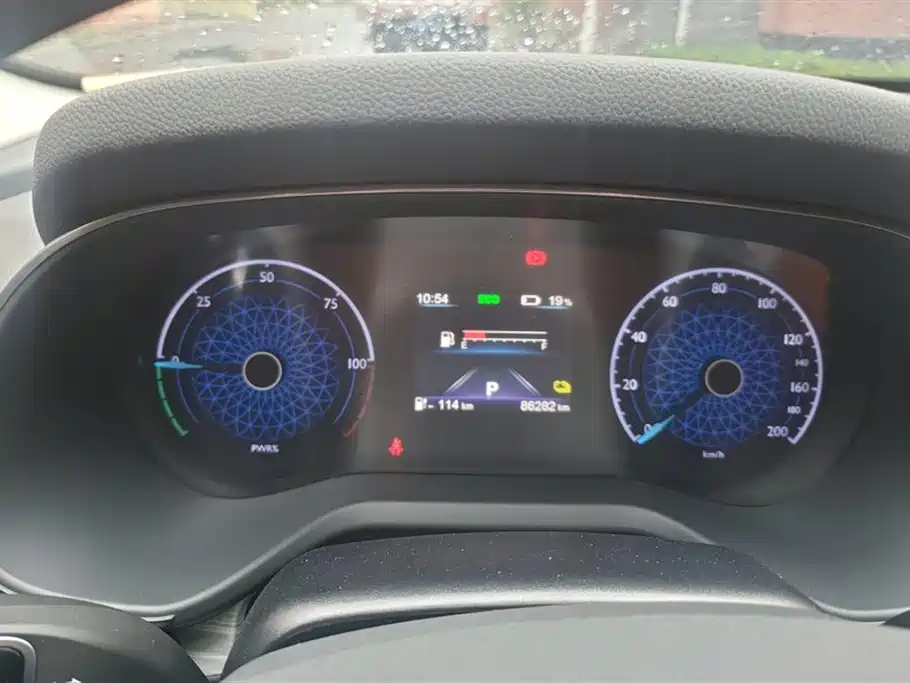 Hongqi E-QM5 2023 620km PLUS