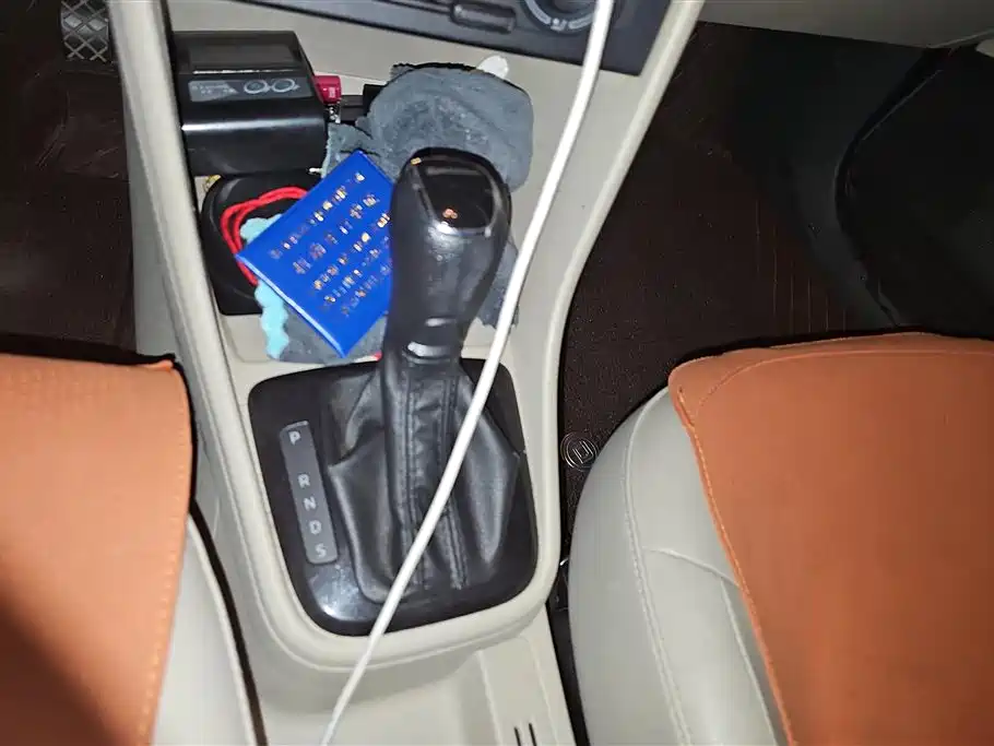 Skoda Rapid Spaceback 2014 1.6L Automatic Yuexiang Edition