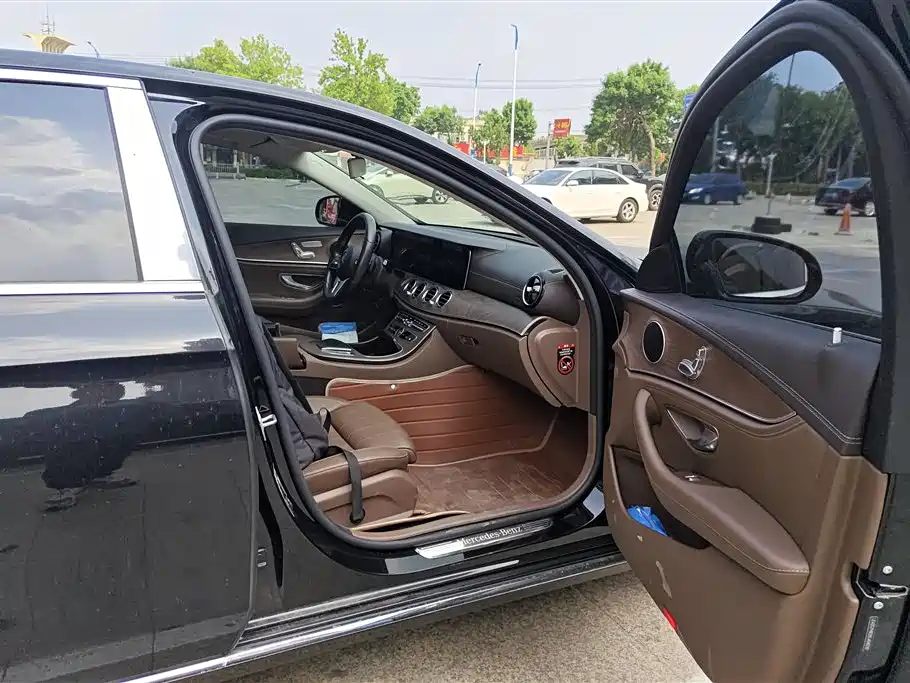 Mercedes-Benz E-Class 2019 E 260 L