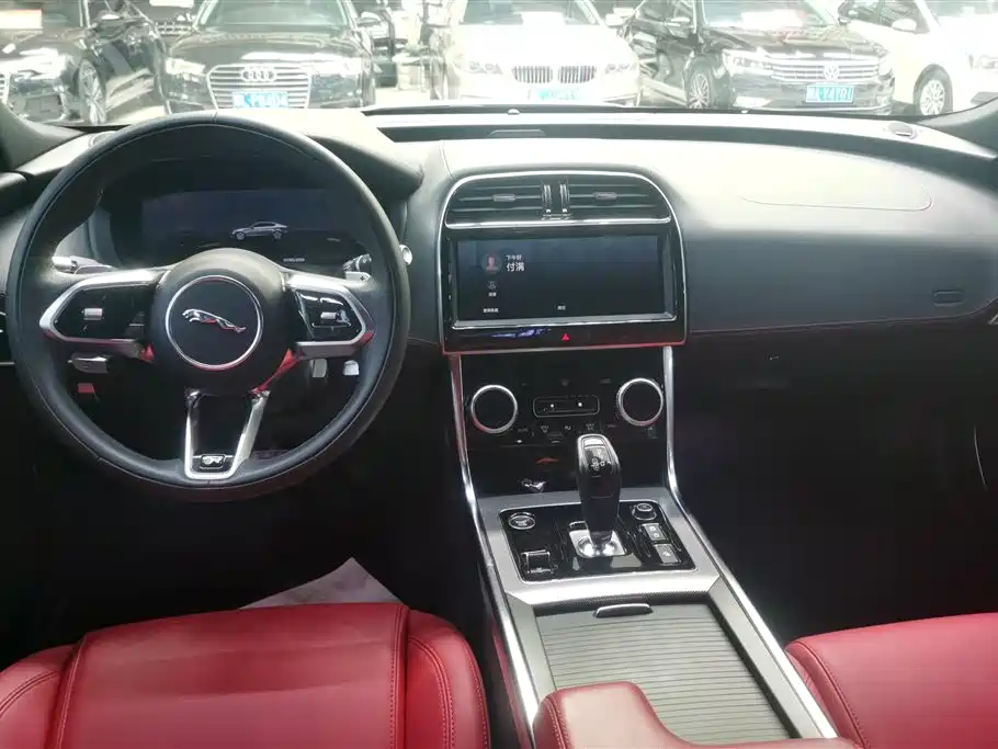 Jaguar XEL 2021 2.0T 250PS R-Dynamic S