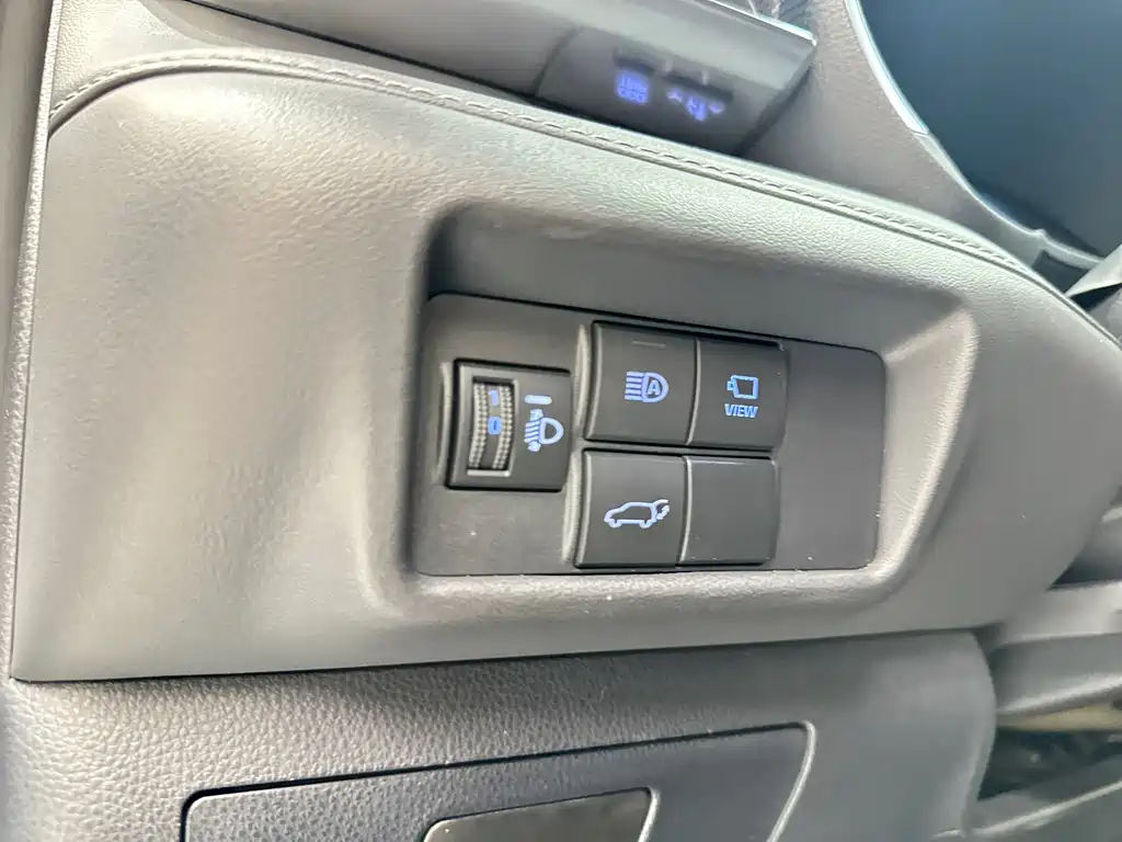 2021 Toyota Crown Kluger 2.5L HEV AWD Premium Edition