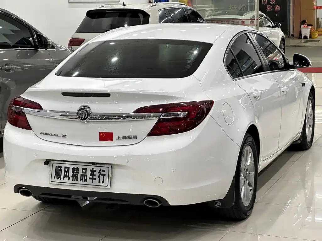 Buick Regal 2015 1.6T Leading Technology Edition