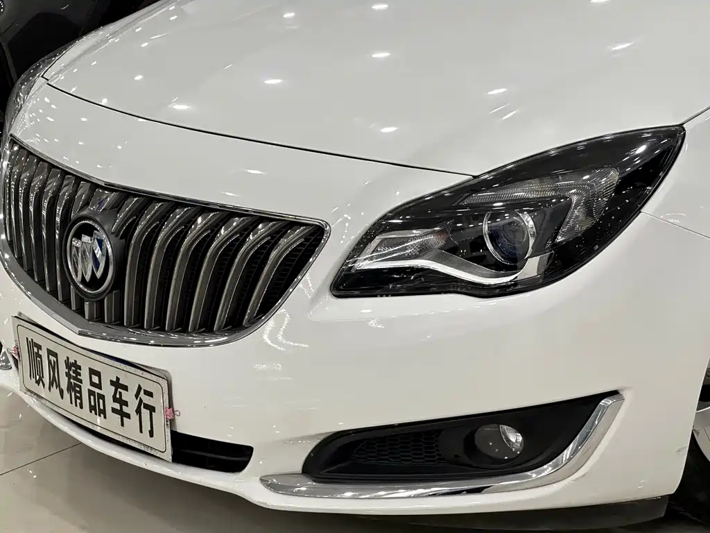 Buick Regal 2015 1.6T Leading Technology Edition