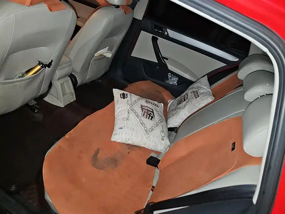 Skoda Rapid Spaceback 2014 1.6L Automatic Yuexiang Edition