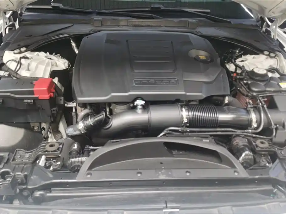 Jaguar XEL 2021 2.0T 250PS R-Dynamic S