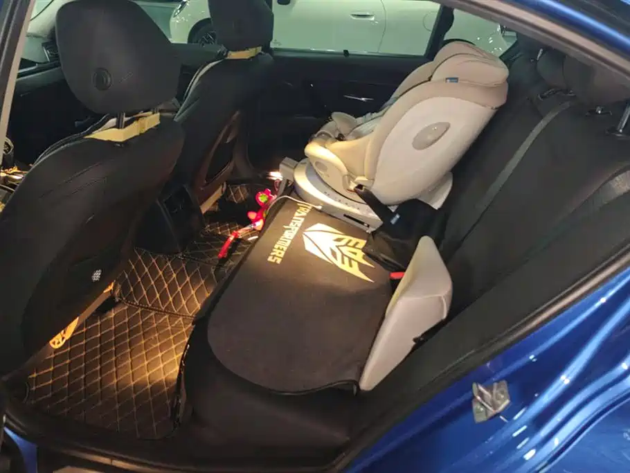 BMW 3 Series 2018 320Li Leading Edition M Sport Package