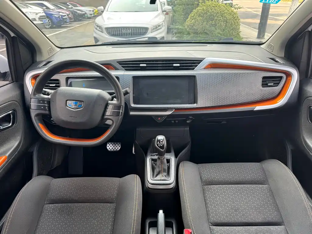 Geely Vision X1 2017 1.3L Auto Fun Edition