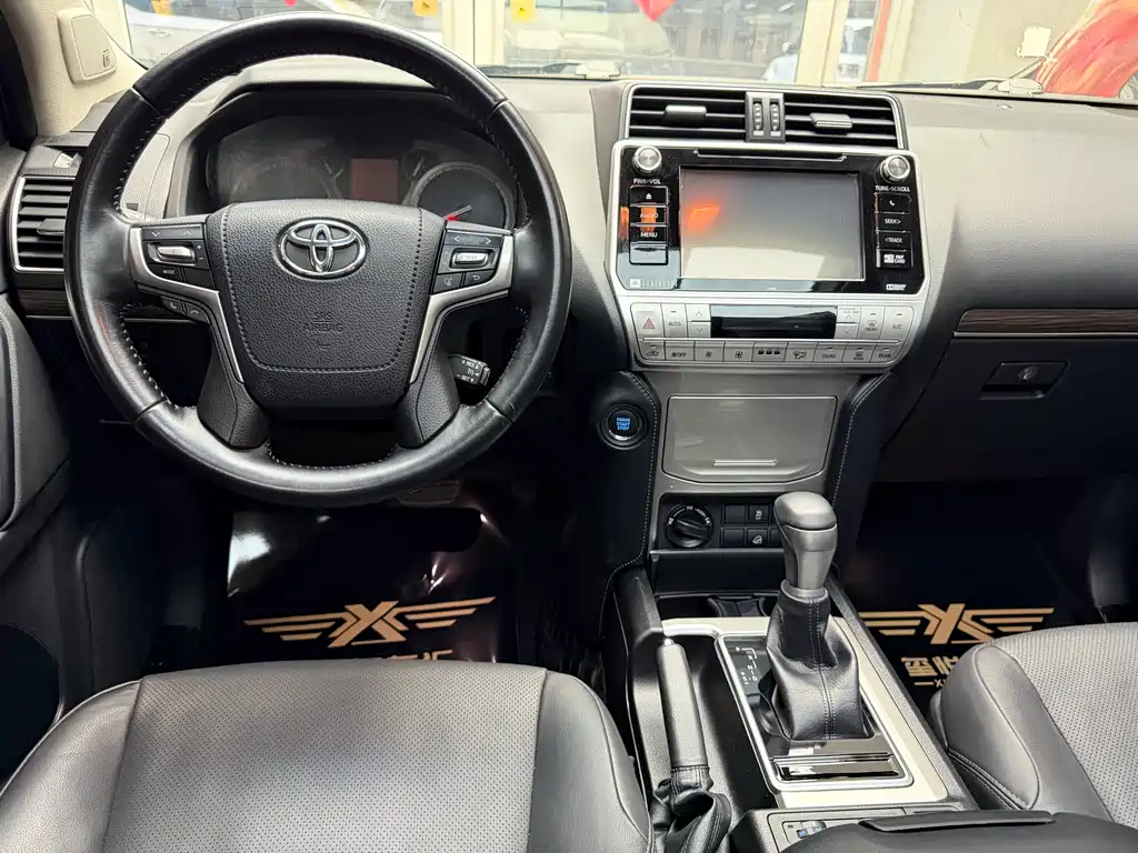 Toyota Prado 2018 3.5L Automatic TX-L NAVI Rear-Mounted Spare Tire