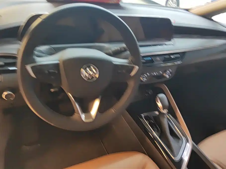 Buick GL6 2021 323T Mild Hybrid Interconnected Premium Edition
