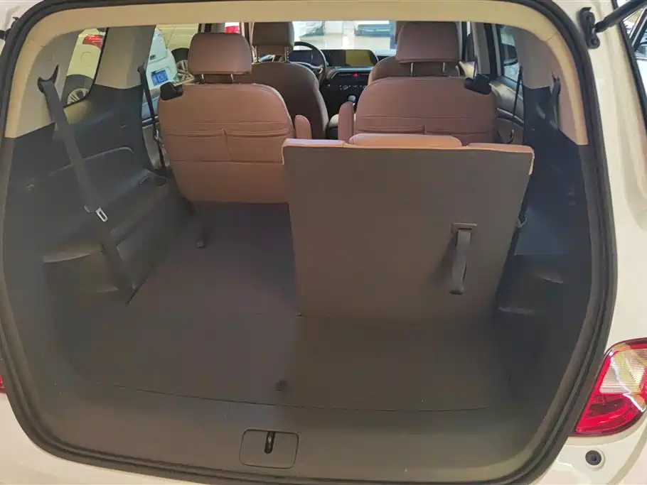 Buick GL6 2021 323T Mild Hybrid Interconnected Premium Edition
