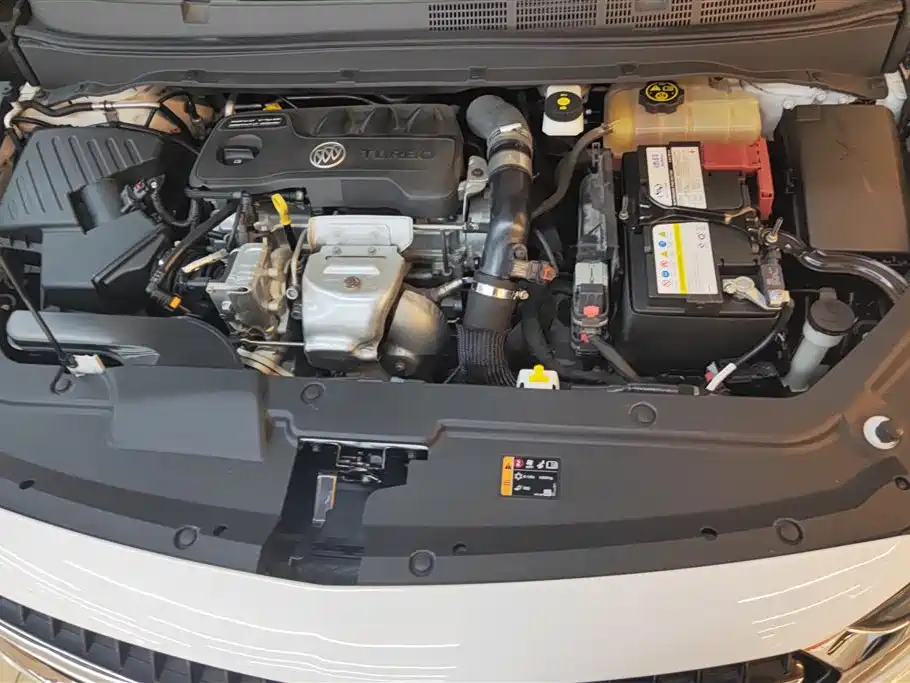 Buick GL6 2021 323T Mild Hybrid Interconnected Premium Edition