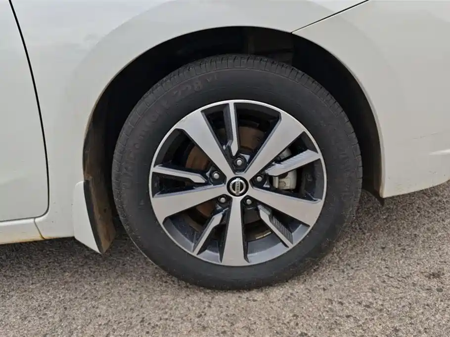 Nissan Bluebird 2016 1.6L CVT Xuanku Edition