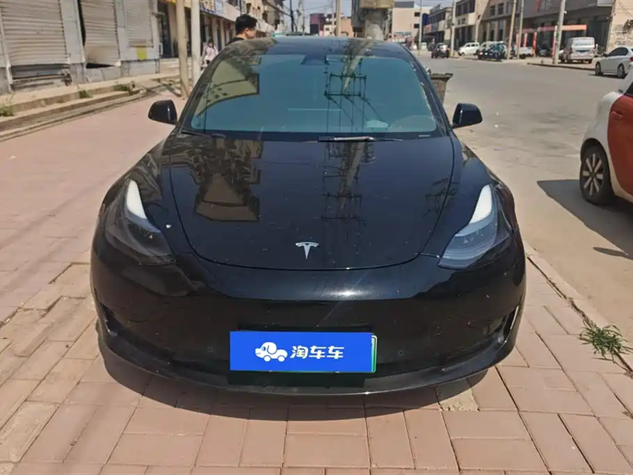 Tesla Model 3 2022 RWD