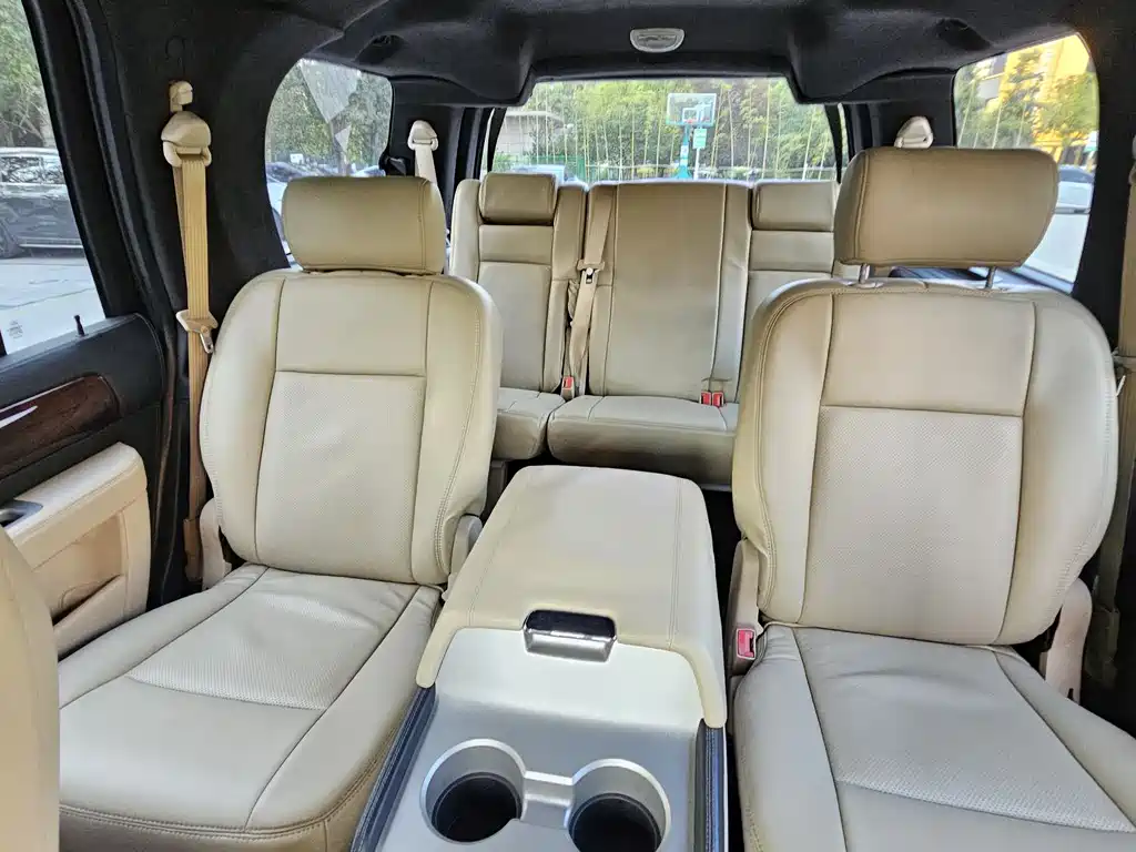 Lincoln Navigator 2005 5.4L