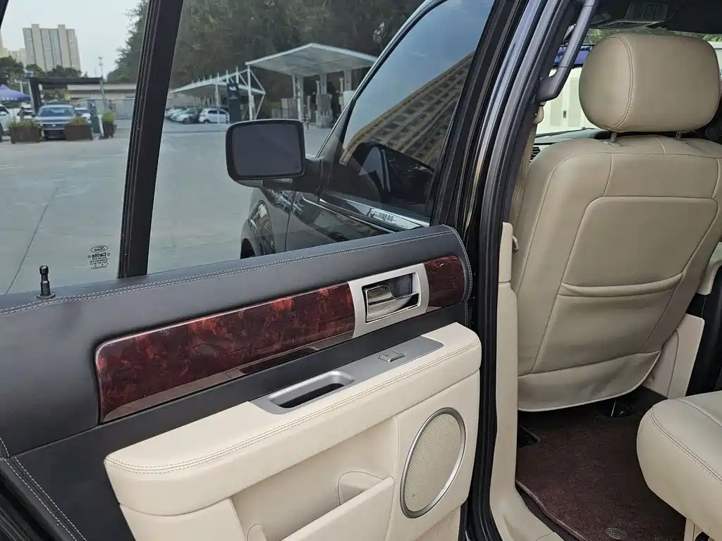 Lincoln Navigator 2005 5.4L