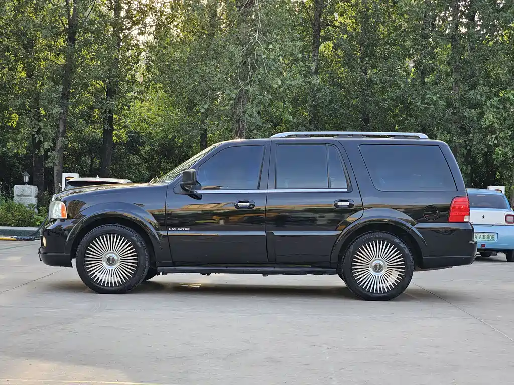 Lincoln Navigator 2005 5.4L