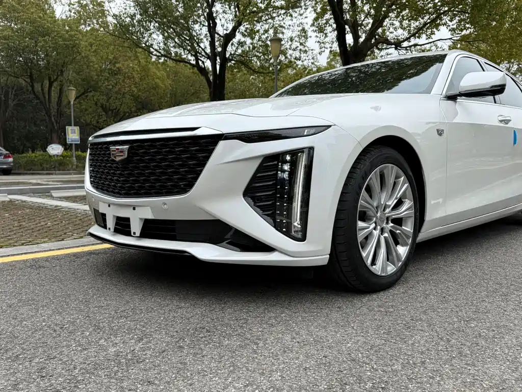 Cadillac CT6 2023 28T Luxury