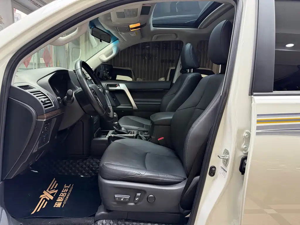 Toyota Prado 2018 3.5L Automatic TX-L NAVI Rear-Mounted Spare Tire