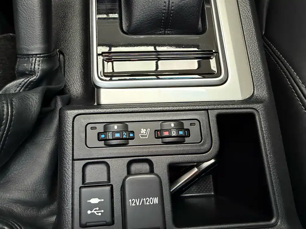 Toyota Prado 2018 3.5L Automatic TX-L NAVI Rear-Mounted Spare Tire
