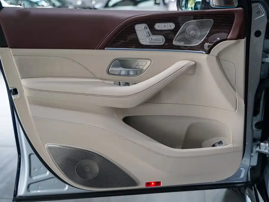 Mercedes-Maybach GLS 600 4MATIC