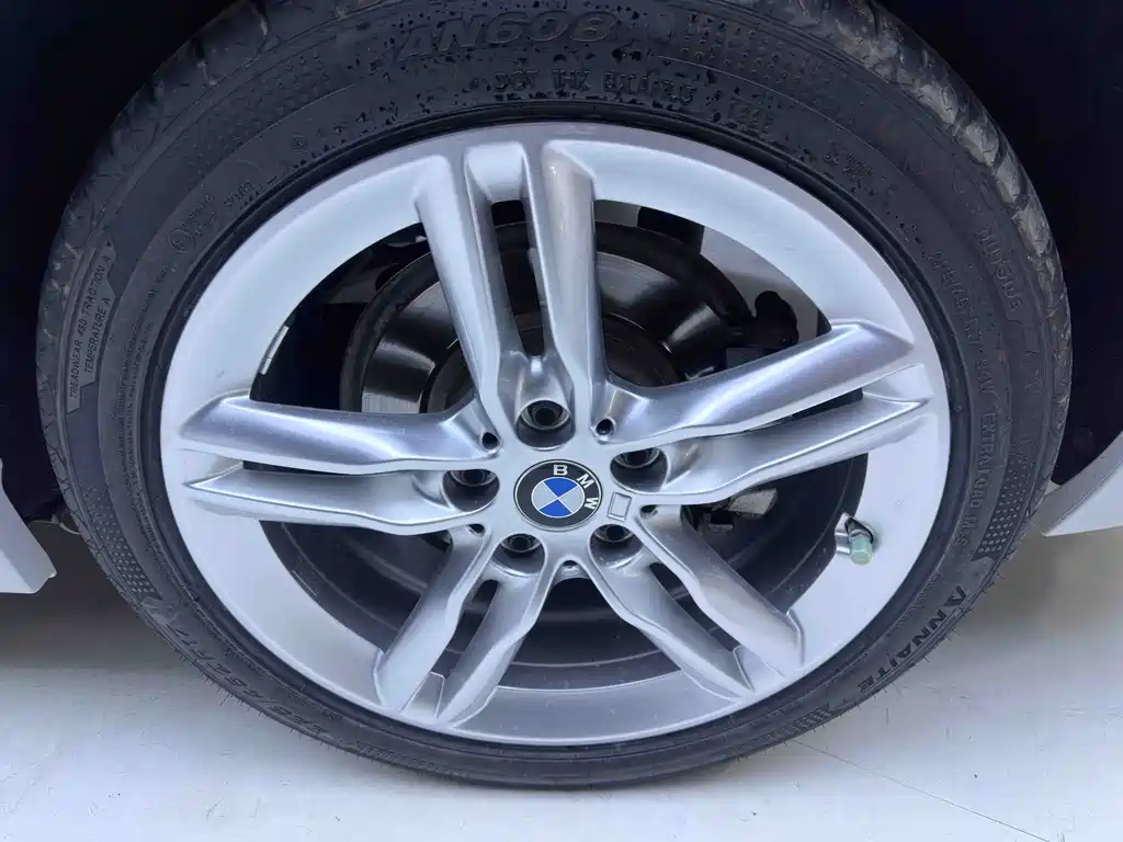 BMW 1 Series 2023 120i M Sport Night Edition