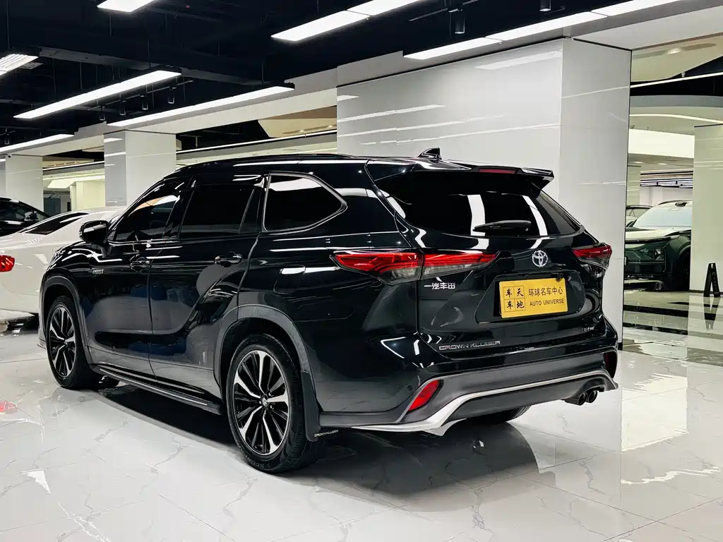 2021 Toyota Crown Kluger 2.5L HEV AWD Premium Edition
