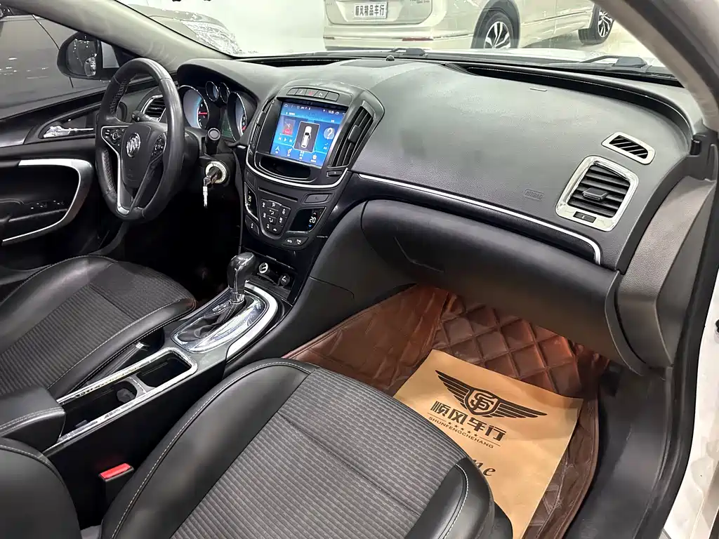 Buick Regal 2015 1.6T Leading Technology Edition