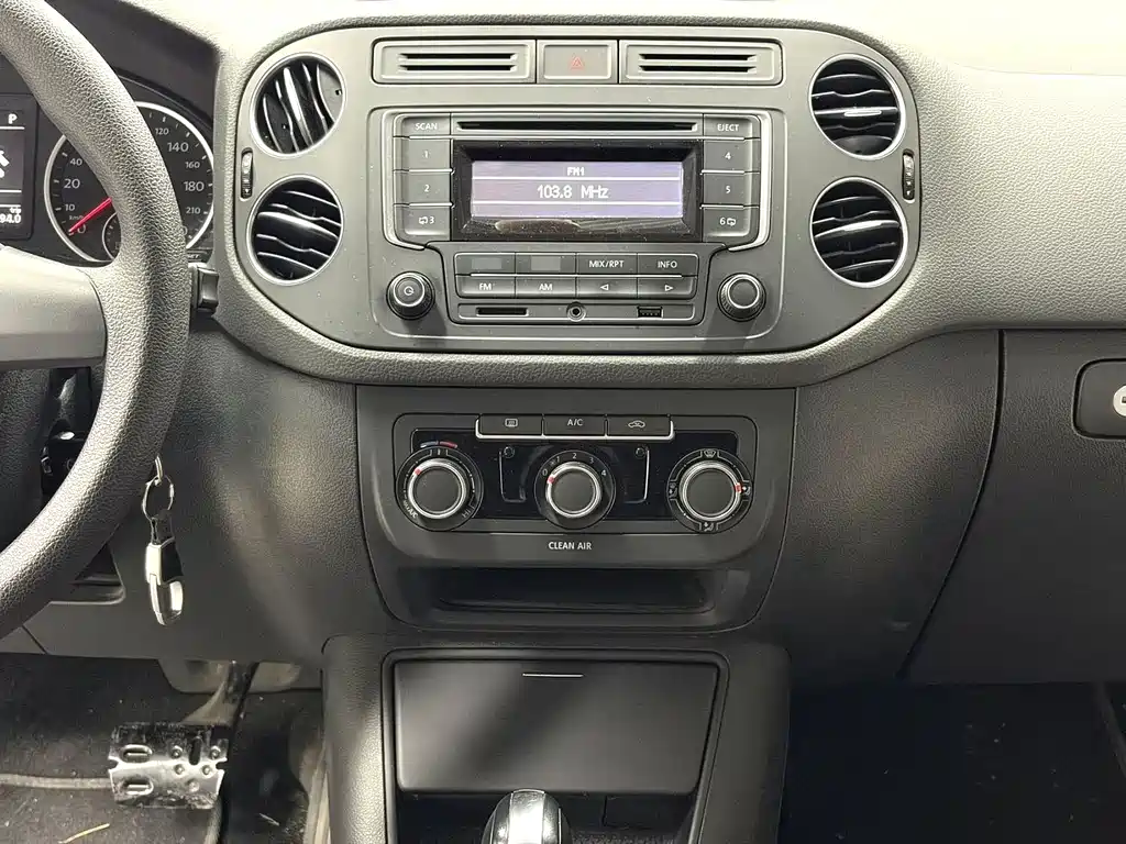 Volkswagen Tiguan 2016 300TSI Automatic FWD Fashion Edition