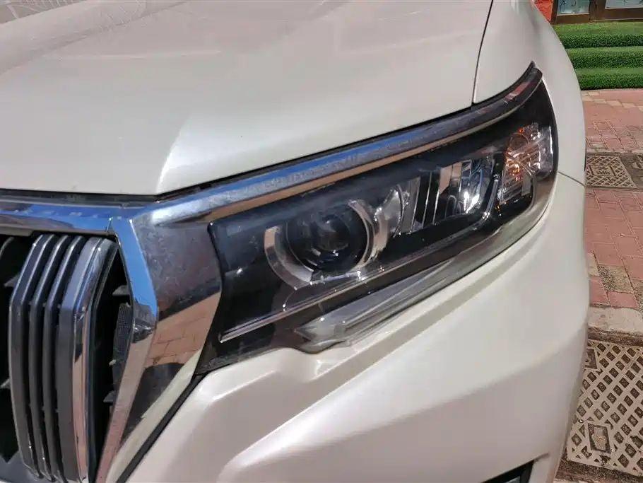 Prado 2018 3.5L Automatic SX