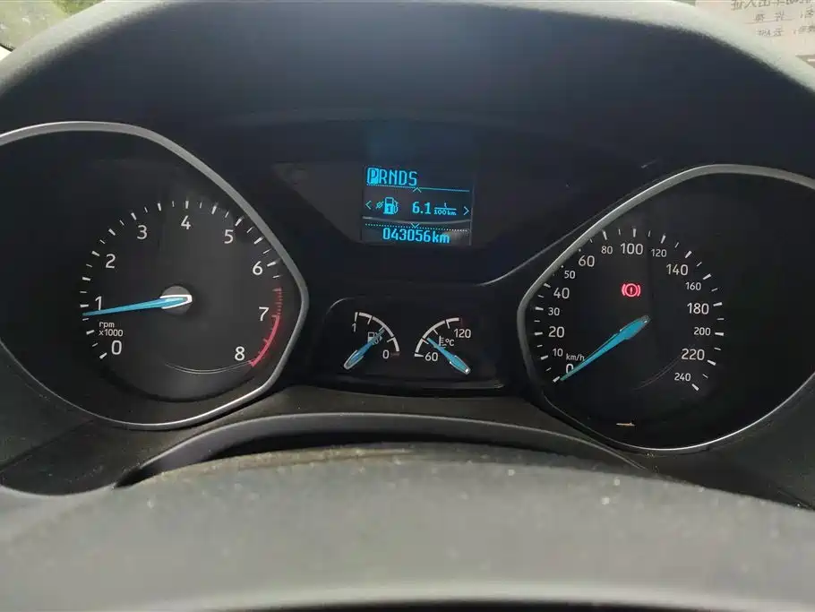 Ford Focus 2017 Hatchback EcoBoost 125 Automatic Trend Smart Edition