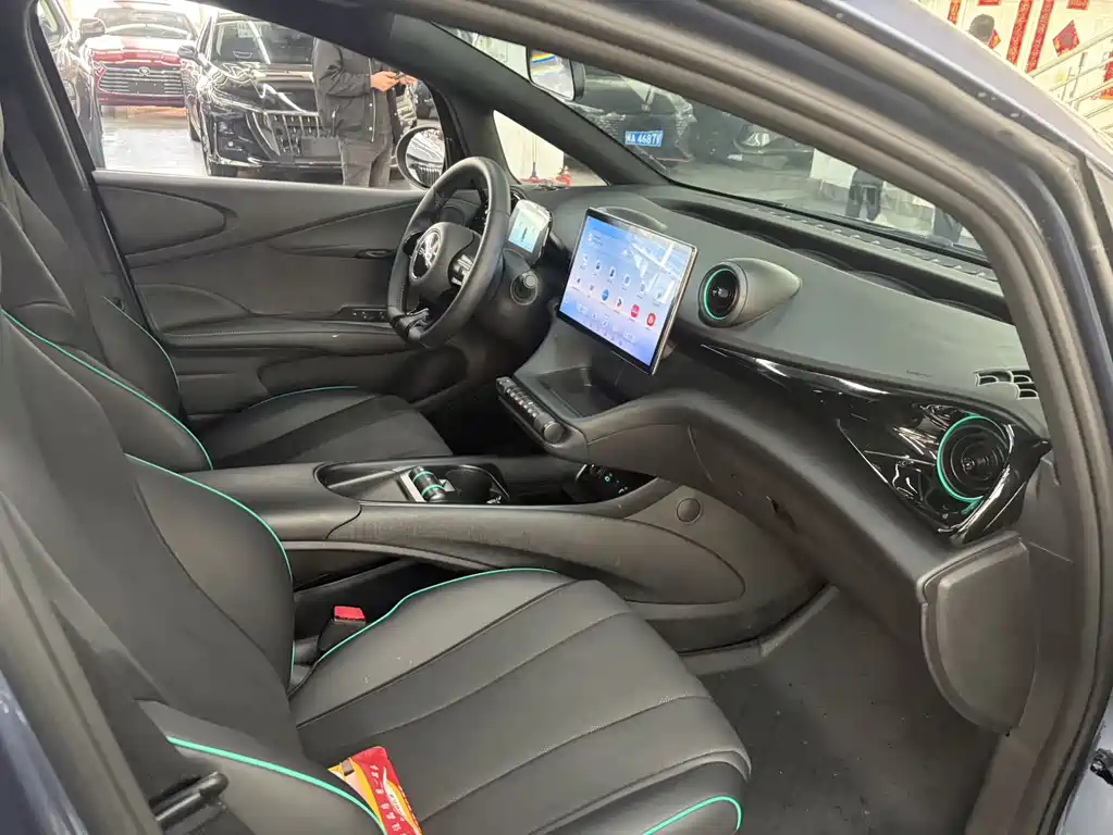 BYD Dolphin 2025 420km Free Edition
