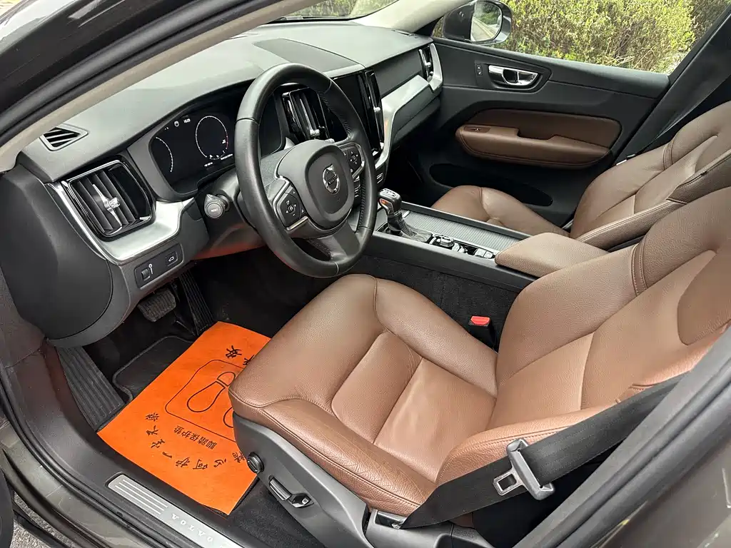 Volvo XC60 2019 T5 AWD Zhiyuan Edition China VI