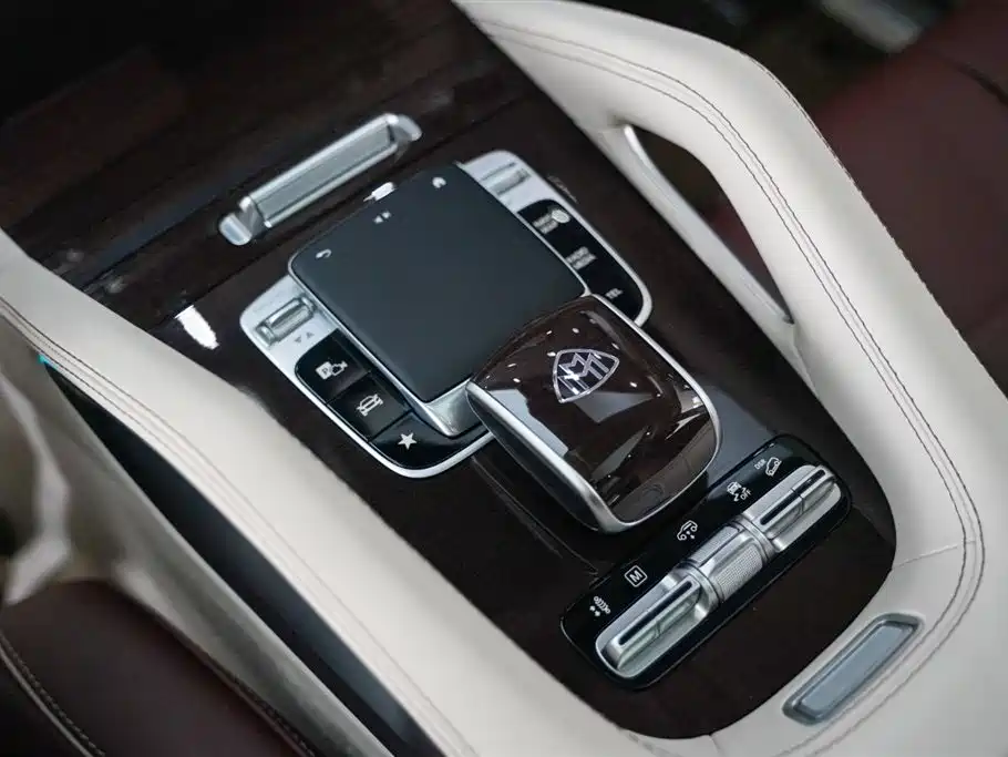 Mercedes-Maybach GLS 600 4MATIC