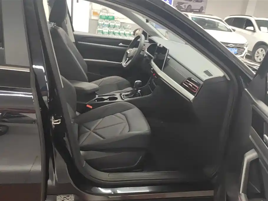 Lavida 2024 300TSI DSG Starry Sky Leading Edition