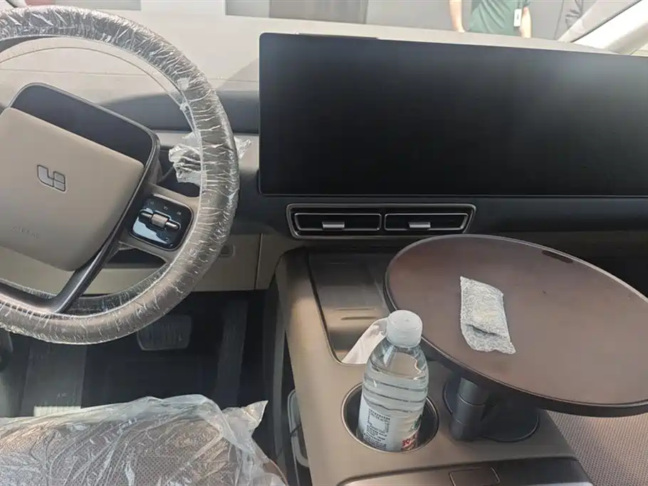 Li Auto MEGA 2025 Home Special Edition