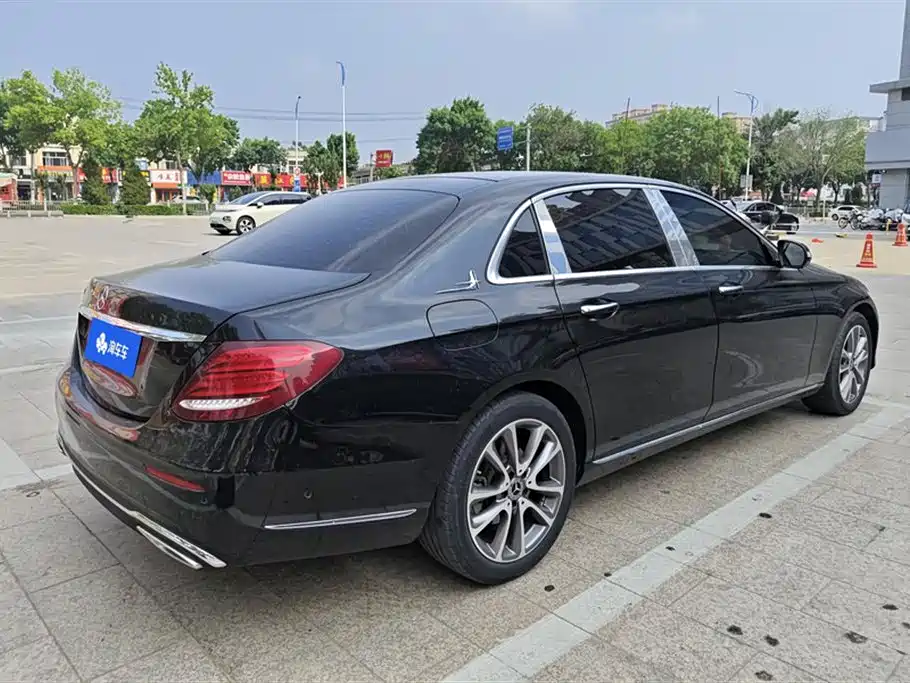 Mercedes-Benz E-Class 2019 E 260 L